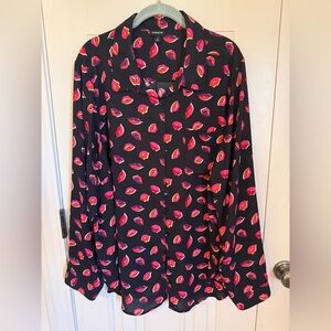 Torrid Black & Pink Lip Print Button Down Shirt 💋 Sz 3